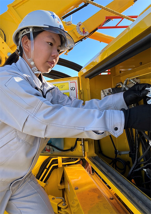 東京機械センター 機械三部 山下 佳織