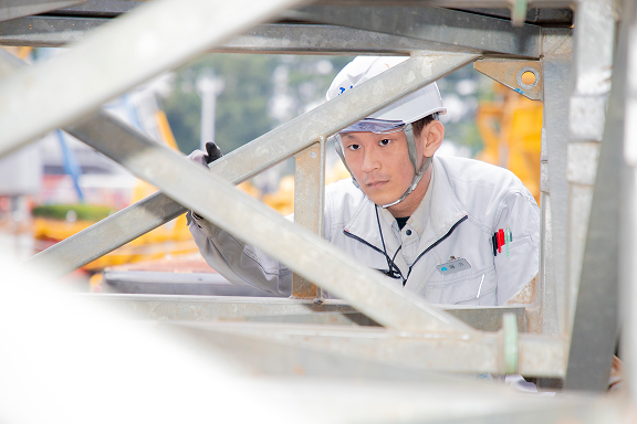 東京機械センター 藤井 涼左